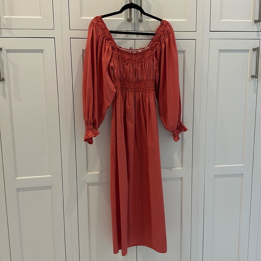 Doen size small. Perfect condition.